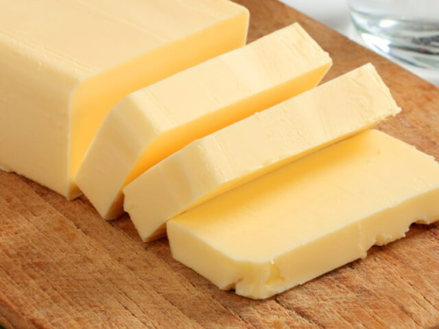 cách làm bơ từ sữa tươi