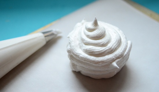 cách làm kem bánh gato từ lòng trắng trứng-2