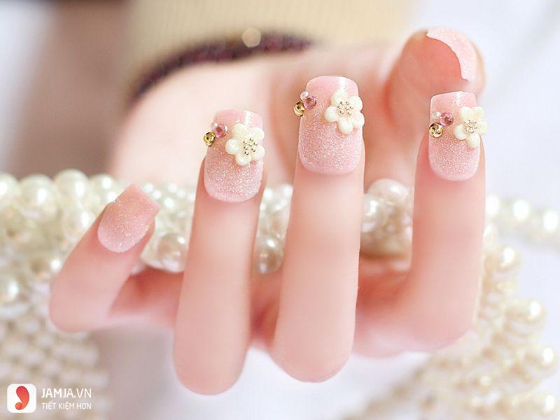 KellyPang Blog – 12 Mẫu nail đính đá sang chảnh đẹp mê ly cuốn hút