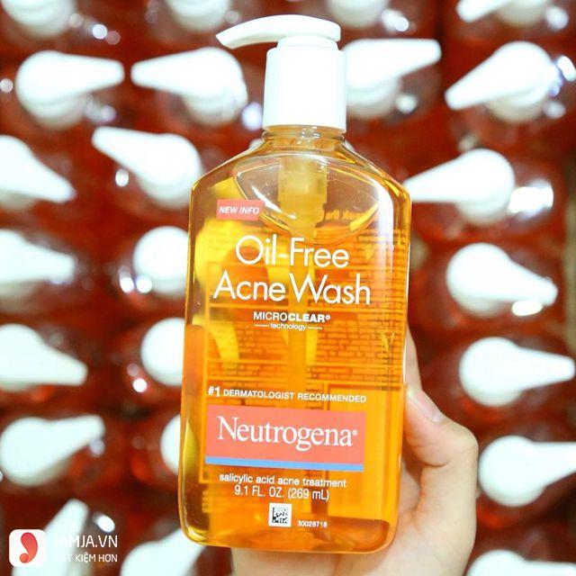 Sữa rửa mặt Neutrogena Oil-Free Acne Wash 1