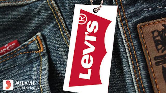Quần Jeans Levi's 511 chính hãng made in Cambodia. Dáng quần Slim Fit, chất  vải rất mềm mại hơi co dãn mặc thoải mái. Có ảnh thực tế cho mọi người tham