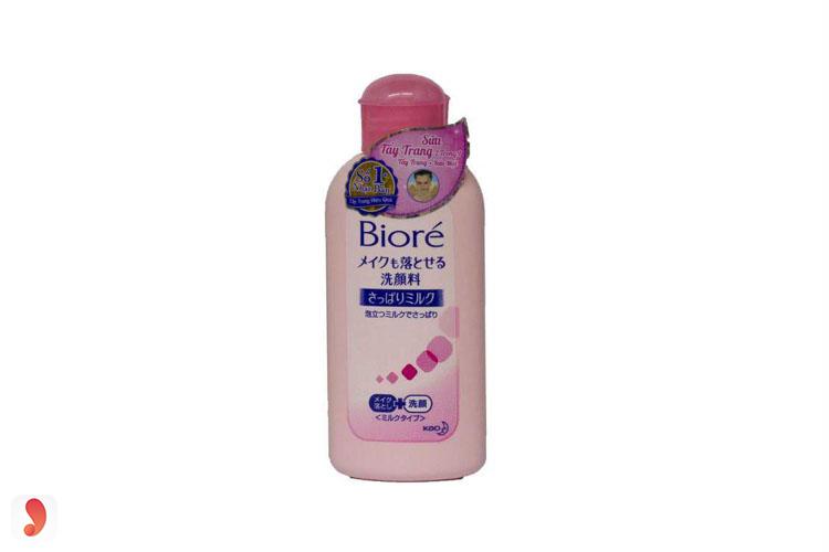 Sữa tẩy trang Biore 1