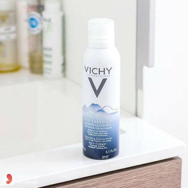 Tại sao nên dùng xịt khoáng Vichy