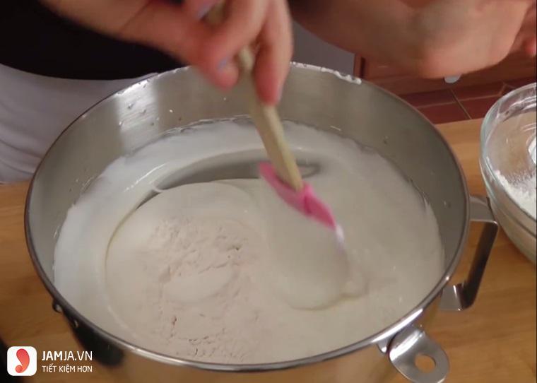 Cách làm bánh gato bằng nồi cơm điện 5
