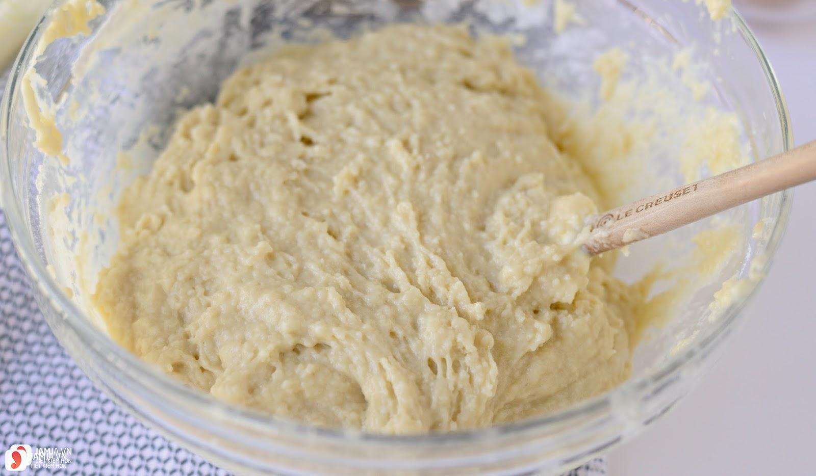 Cách làm món bánh tai heo từ bột mì 2