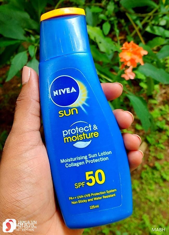 Kem chống nắng Nivea Sun Protect And Moisture SPF 30 PA ++ 1