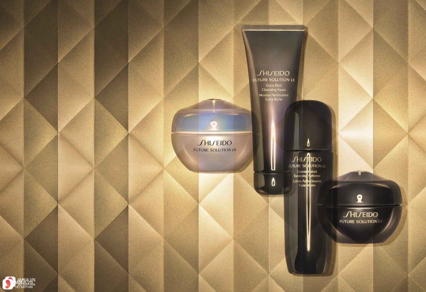 Kem dưỡng ẩm cho da mặt Shiseido Future Solution LX