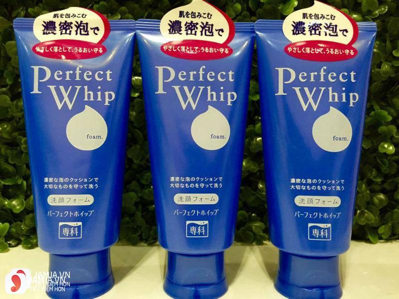 Sữa rửa mặt Shiseido Perfect Whip Senka 1
