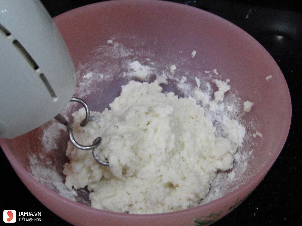 Cách làm vỏ bánh Trung Thu dẻo truyền thống 4