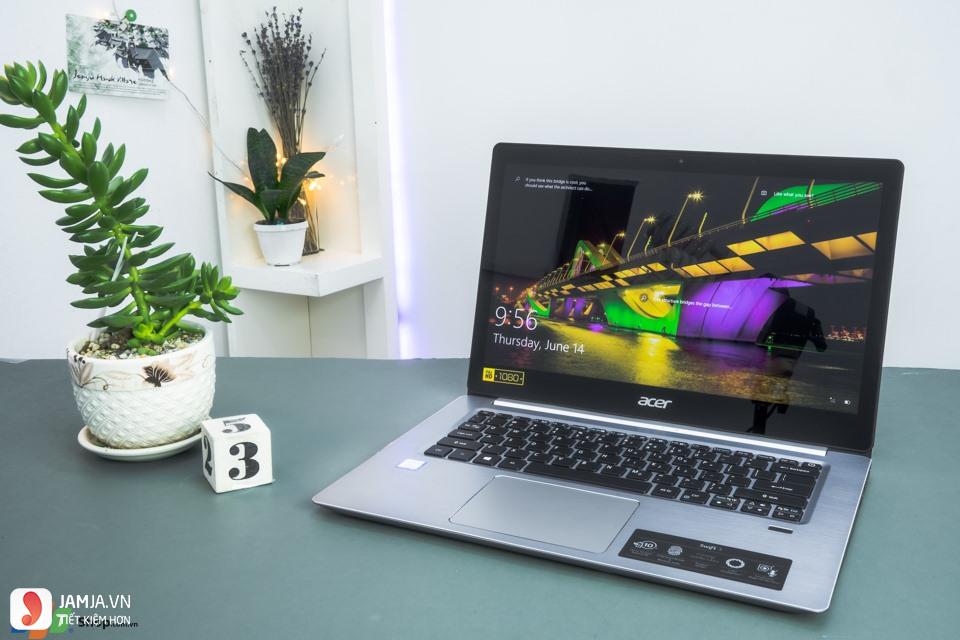 Laptop Acer Swift SF314-52-55UF NX.GQGSV.002 màn hình