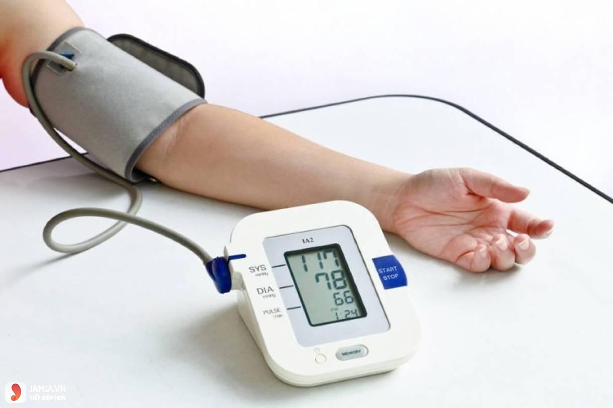 Cách sử dụng máy đo huyết áp ngay tại nhà 2