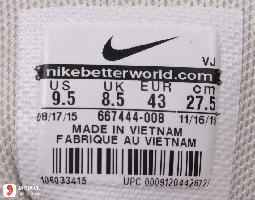 Phân biệt giày Nike chính hãng qua tem