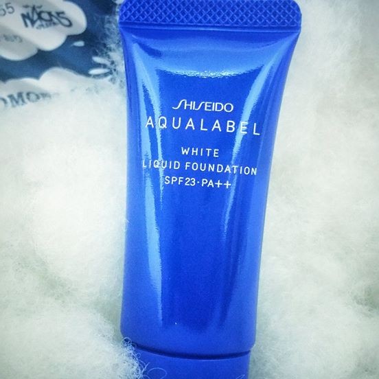 Kem nền Shiseido Aqualabel White Liquid Foundation SPF23 PA++ 