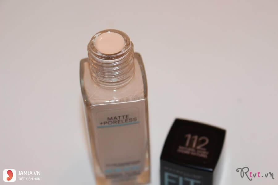 Maybelline Fit Me Matte + Poreless Foundation thiết kế