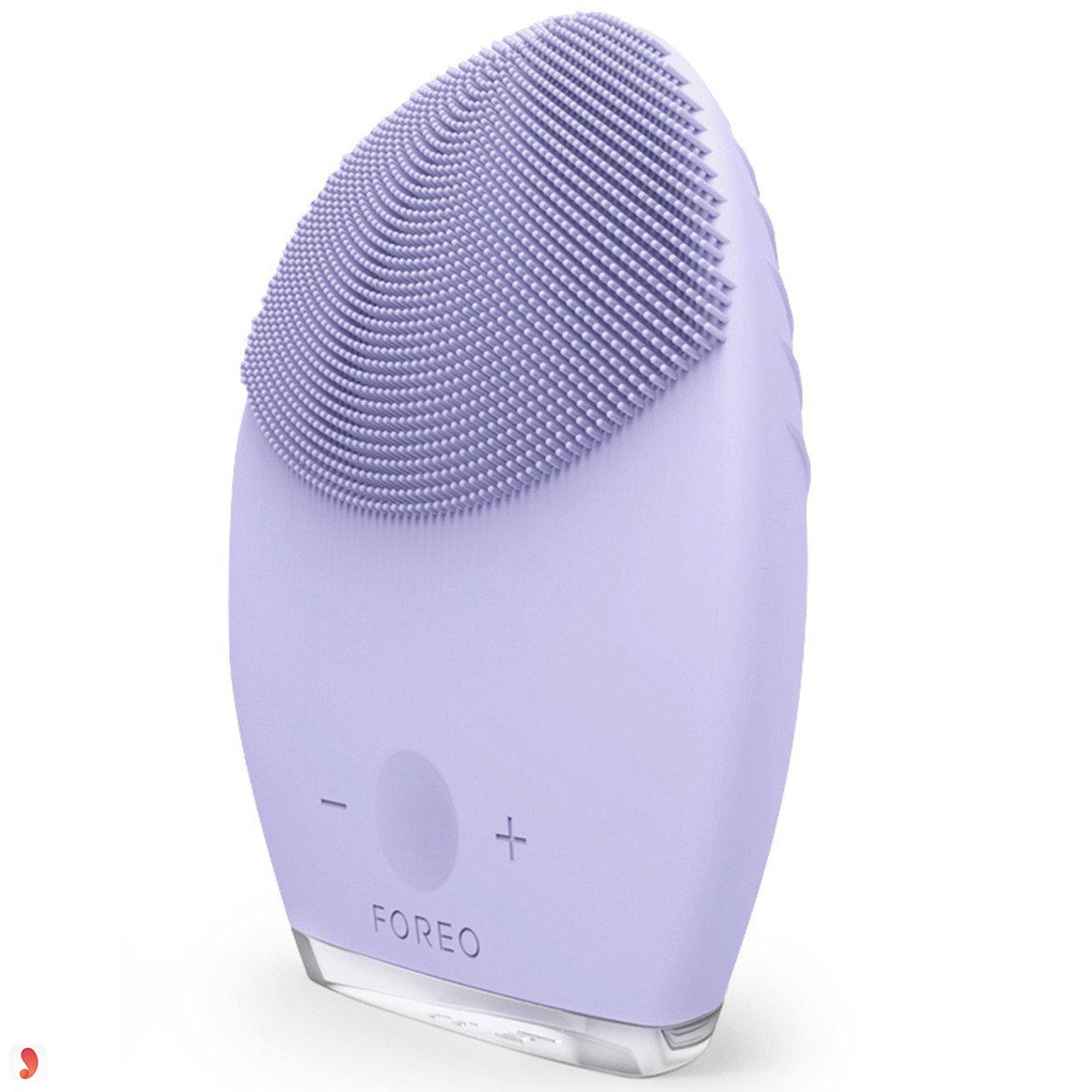 Foreo Luna 2 Personalized Facial Cleansing Brush and Anti Aging Device