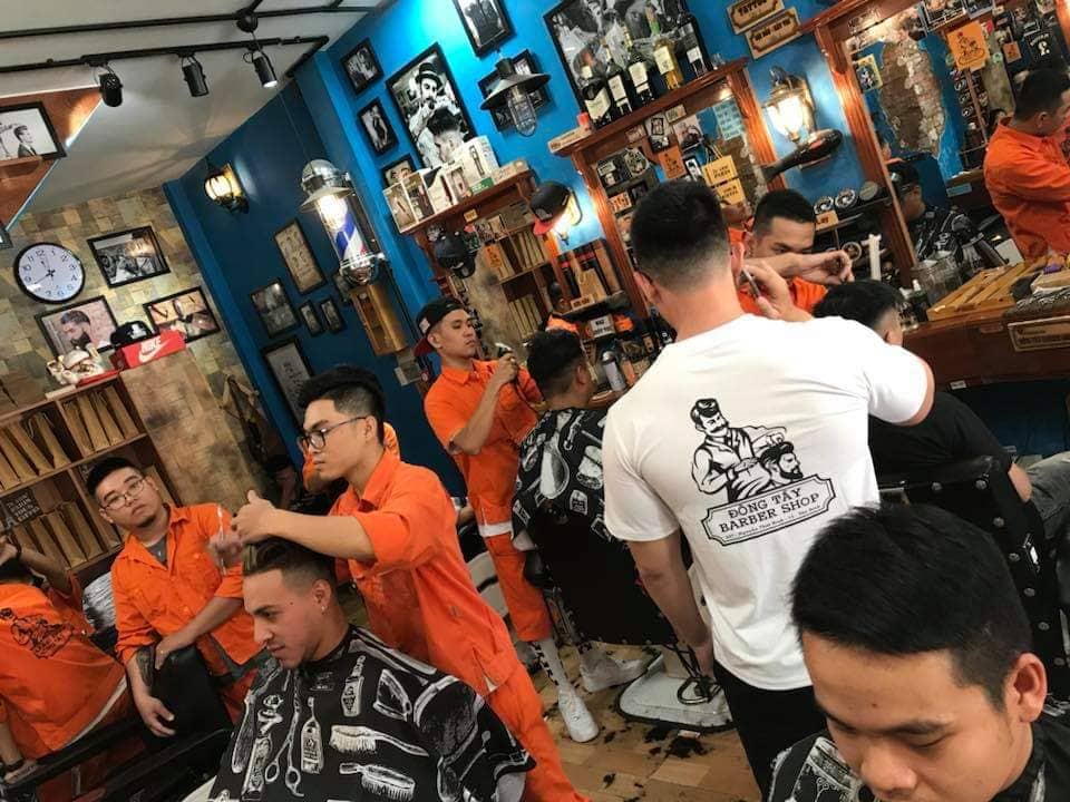 Đông Tây Barbershop 2