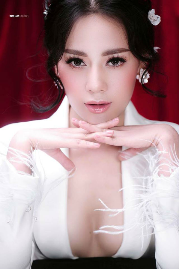 trang điểm dạ hội tại Makeup Hương Chane 1