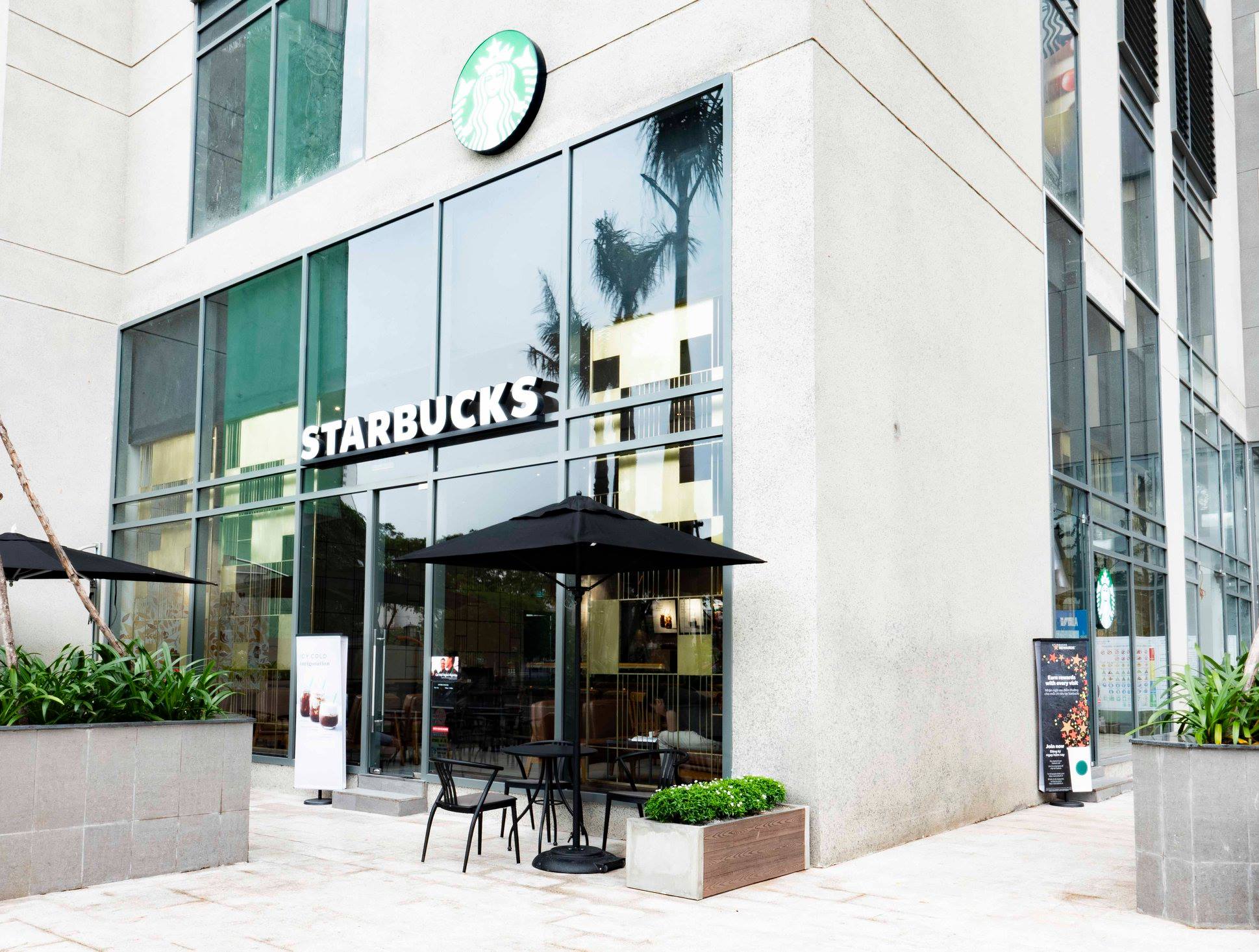 Starbucks Coffee - Lakai Building quận 5