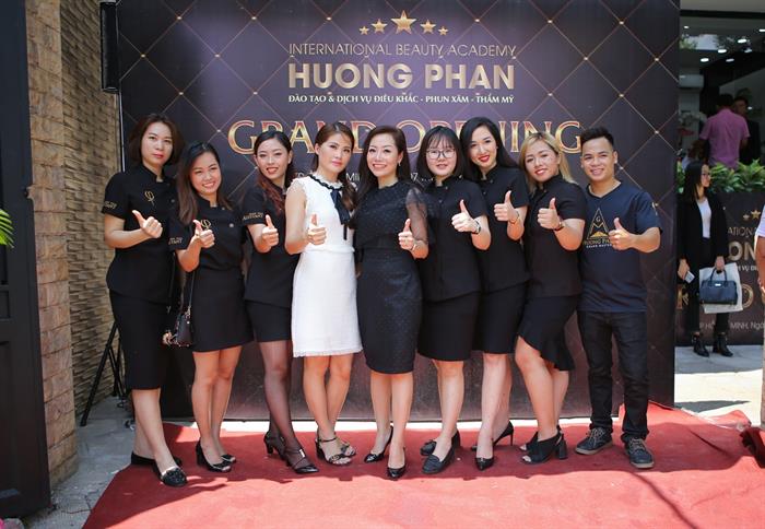 Thẩm mỹ viện Huong Phan Beauty Academy