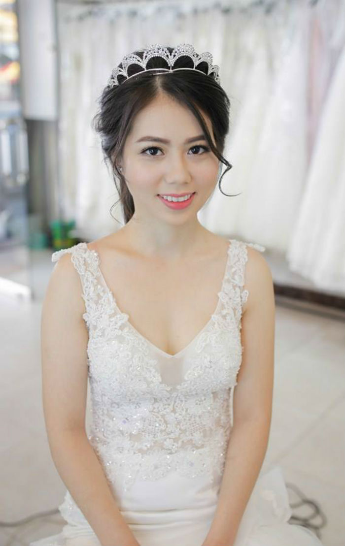 nhân viên trang điểm tại Bul Nguyễn Make Up Store 2