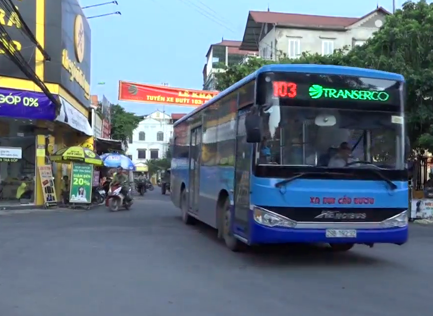 Hồ Quan Sơn xe buýt