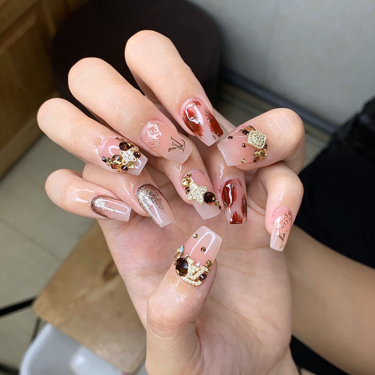 Her Beauty Nail 1