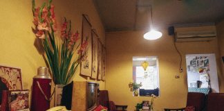 quán cafe phong cách cổ điển Hà Nội